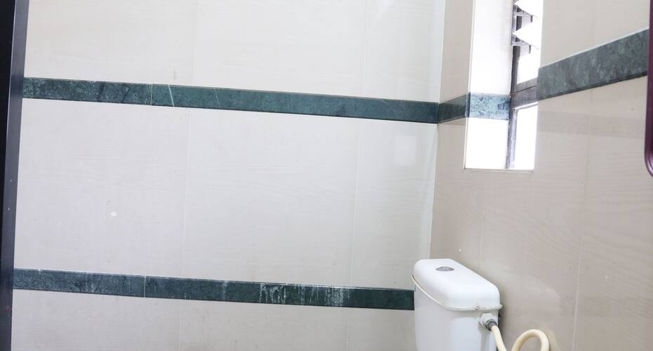 Priyanka Residency Lodging, Solapur 4